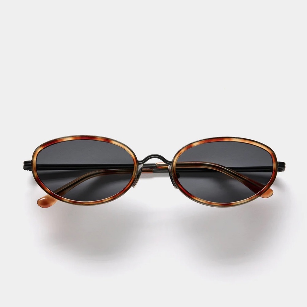 Vehla Reign Tort Smoke